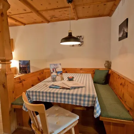 Dent Blanche Apartment